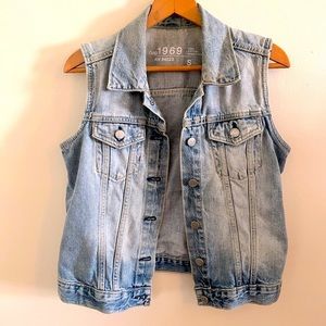 GAP 1969 Denim Trucker Vest